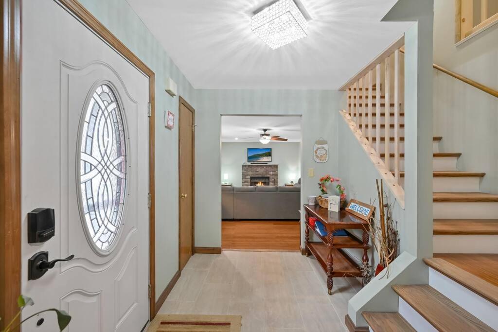 Poconos Peaceful Retreat - Families & Large Groups Villa Tobyhanna Exteriör bild