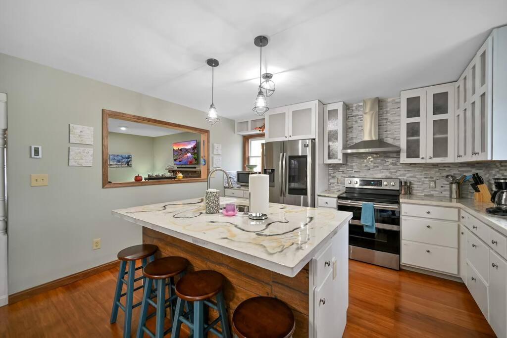 Poconos Peaceful Retreat - Families & Large Groups Villa Tobyhanna Exteriör bild